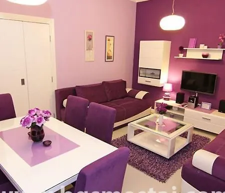 Avala Apartment *